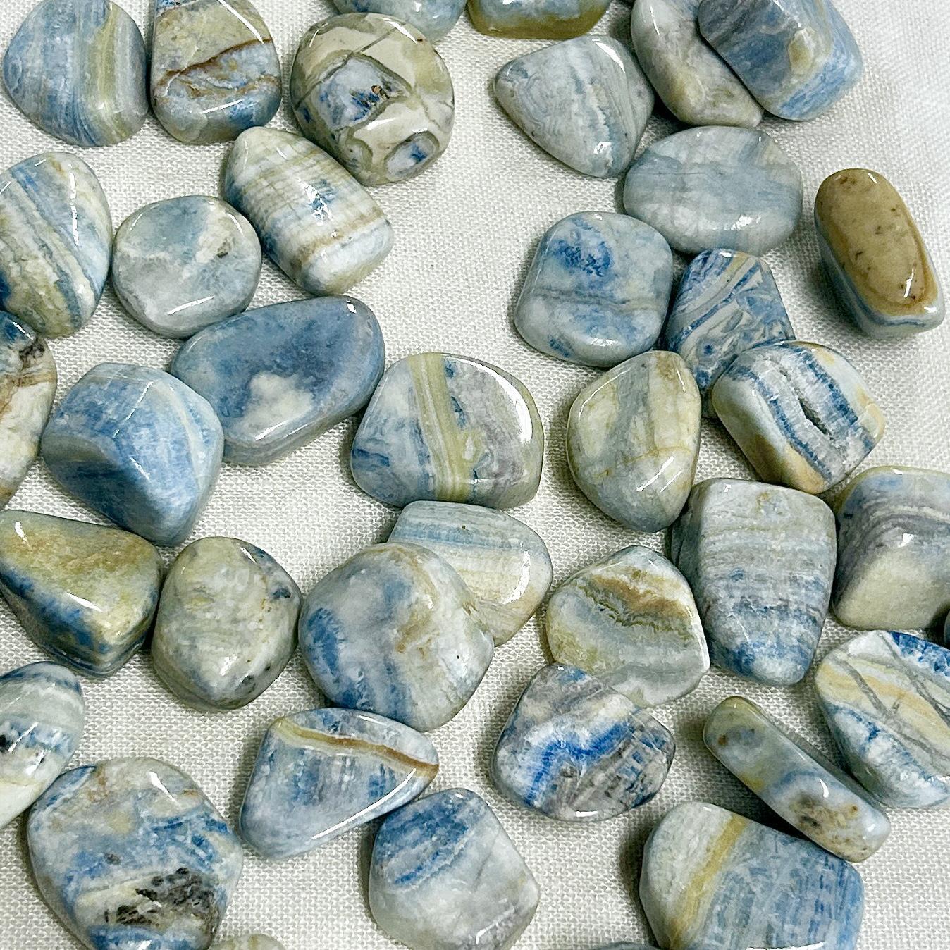 Blue Scheelite