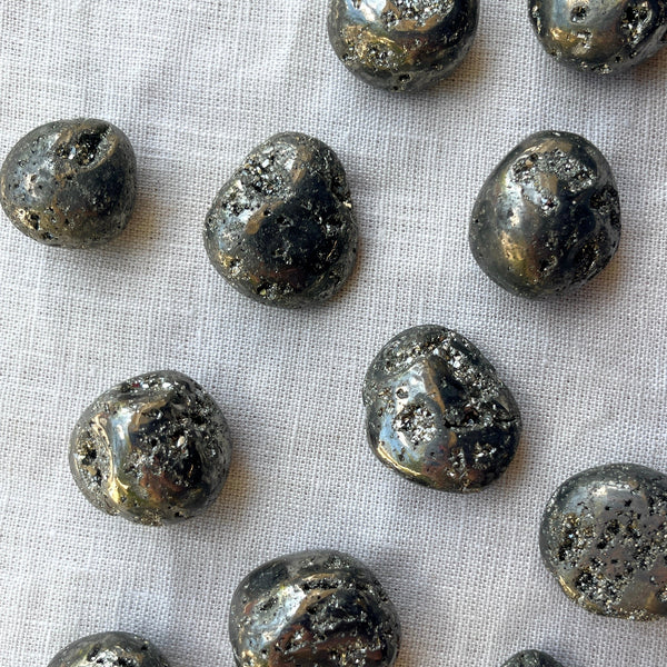 pyrite cluster abundance manifestation