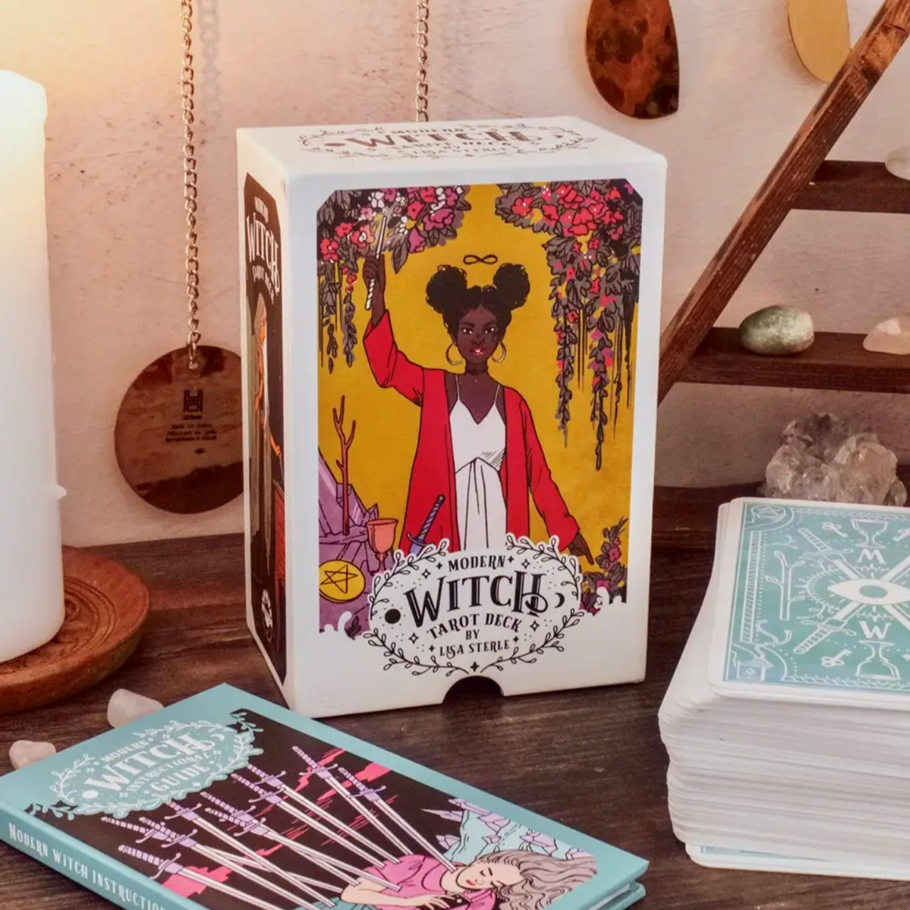 The Healing Hedge Witch Circle - The Link Between Tarot and Astrology
