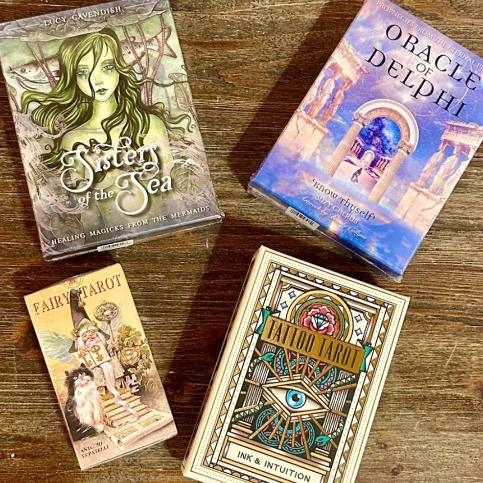 Tarot & Oracle