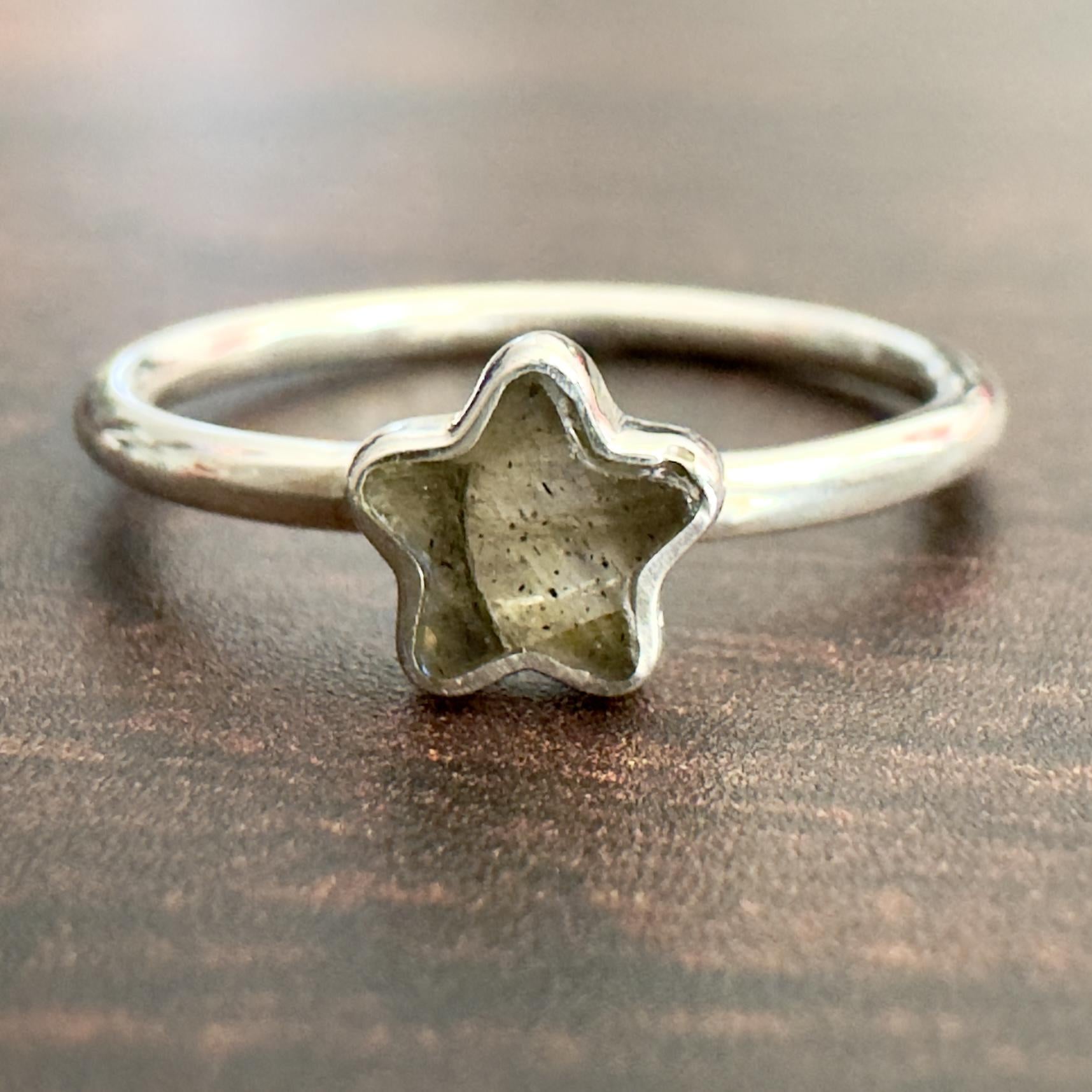 Labradorite Star Stackable Ring