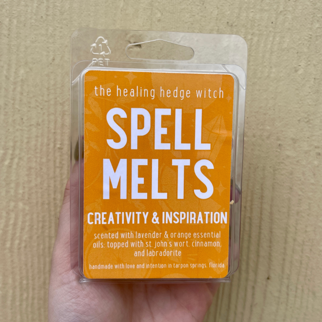 Bring creativity forward in your life with these hand-poured, small-batch wax melts. Scented with lavender & orange essential oils & topped with St. John's wort, cinnamon, and labradorite