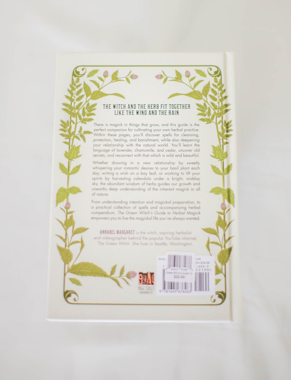 Green Witch's Guide To Herbal Magic and Hearthcraft