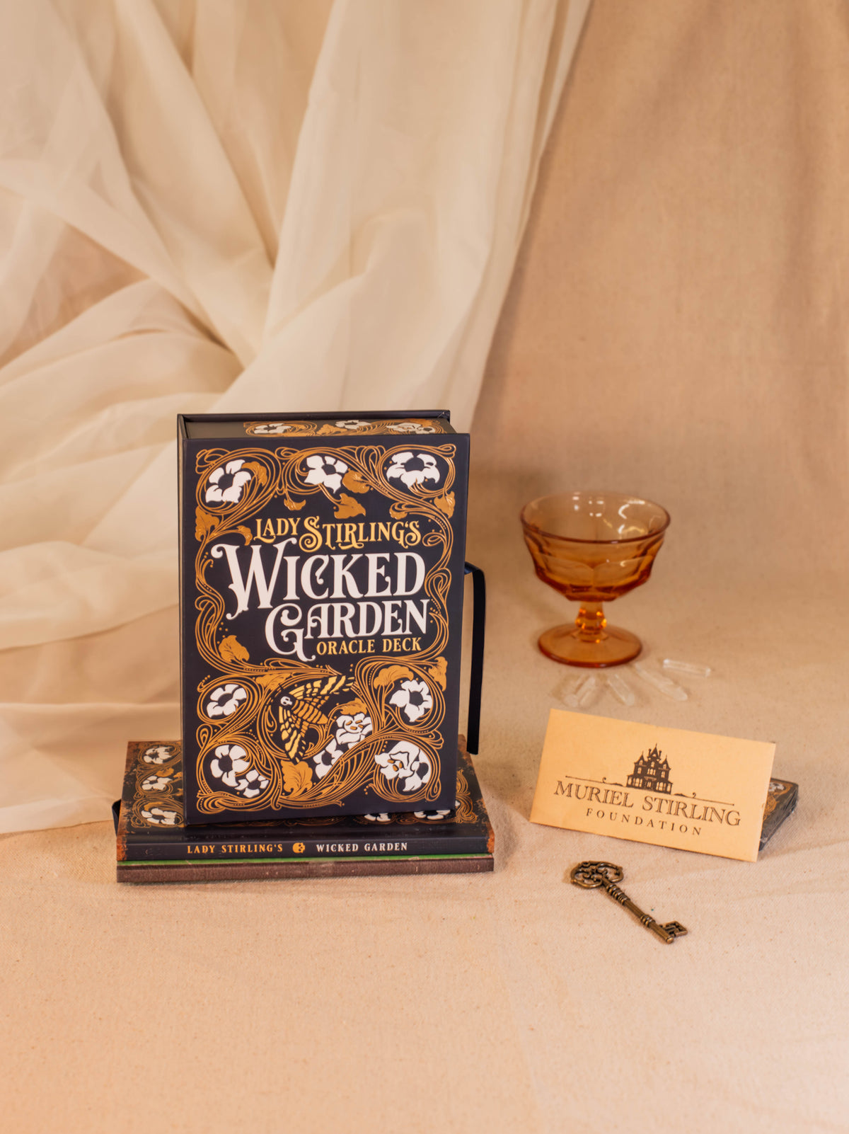 Lady Stirling's Wicked Garden Oracle Deck