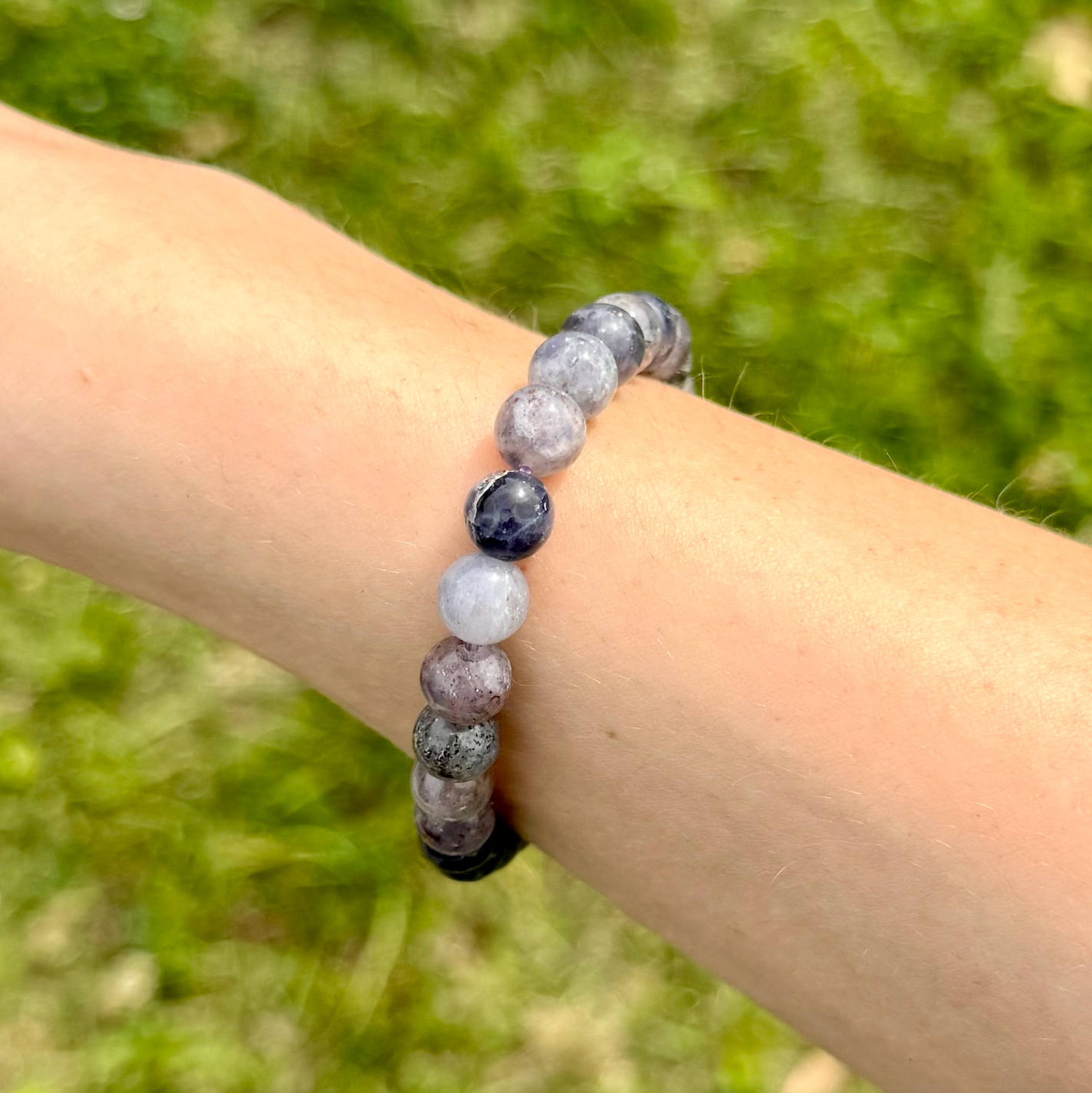 8mm Iolite Crystal Bracelet