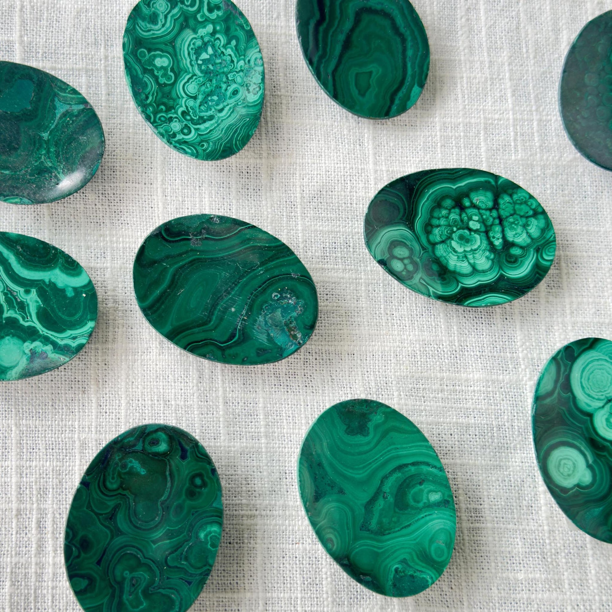 Malachite Small Dish Calming Stone