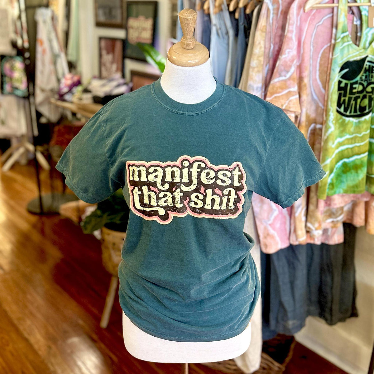 Manifest That Shit Graphic T-Shirt