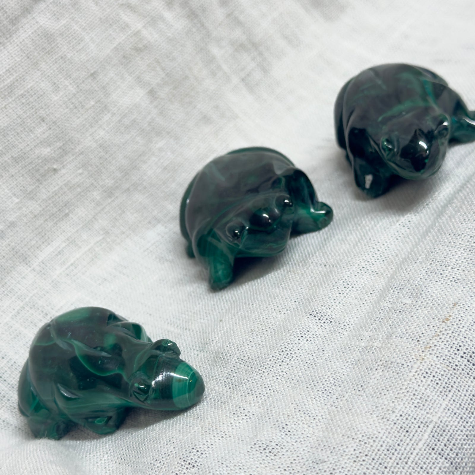 Malachite Frog Crystal Carving