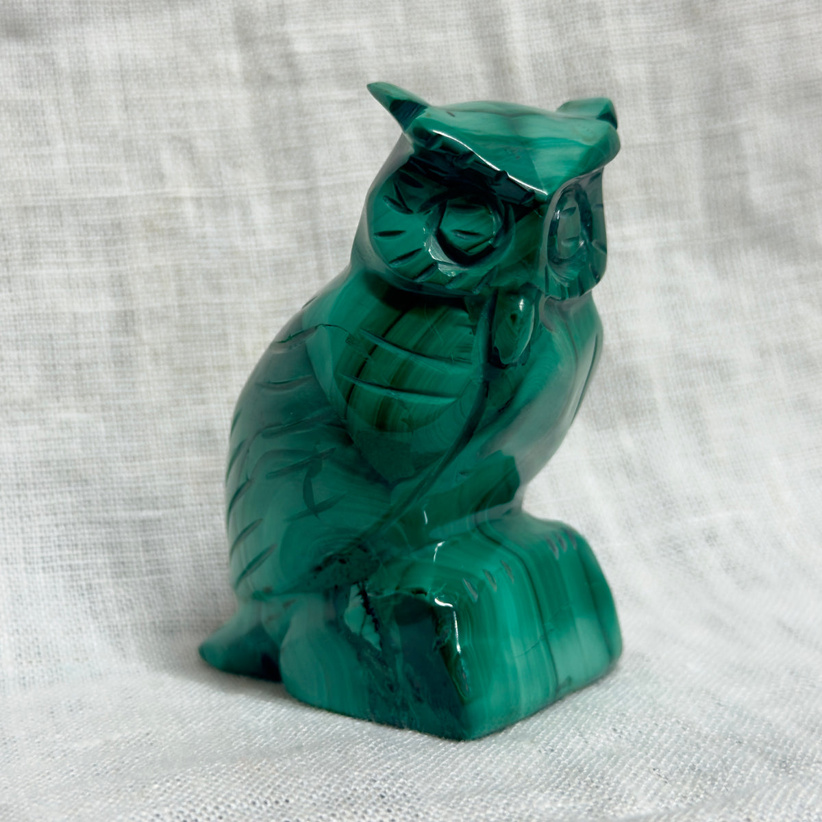 Malachite Owl Crystal Carving