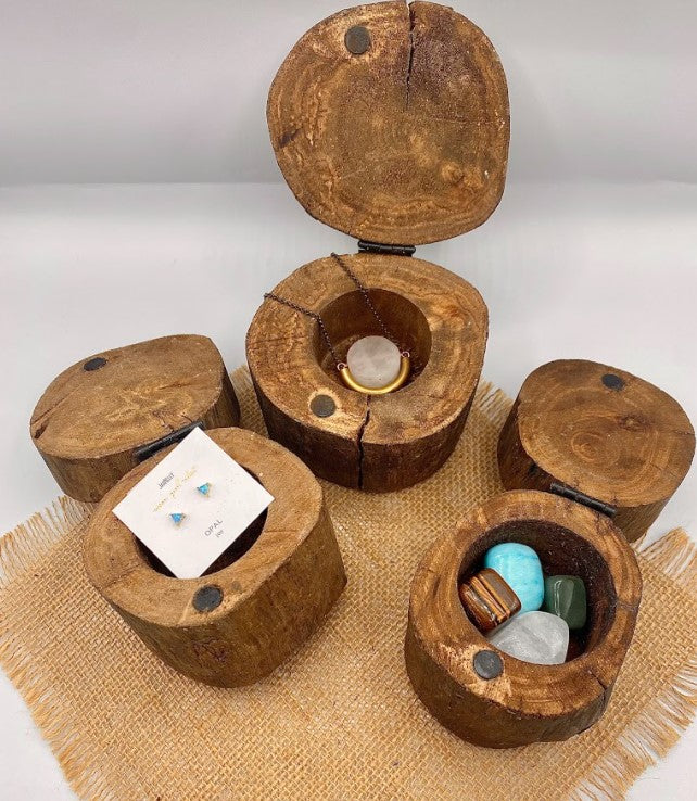 3 1/2" H Mango Wood Jewelry Box