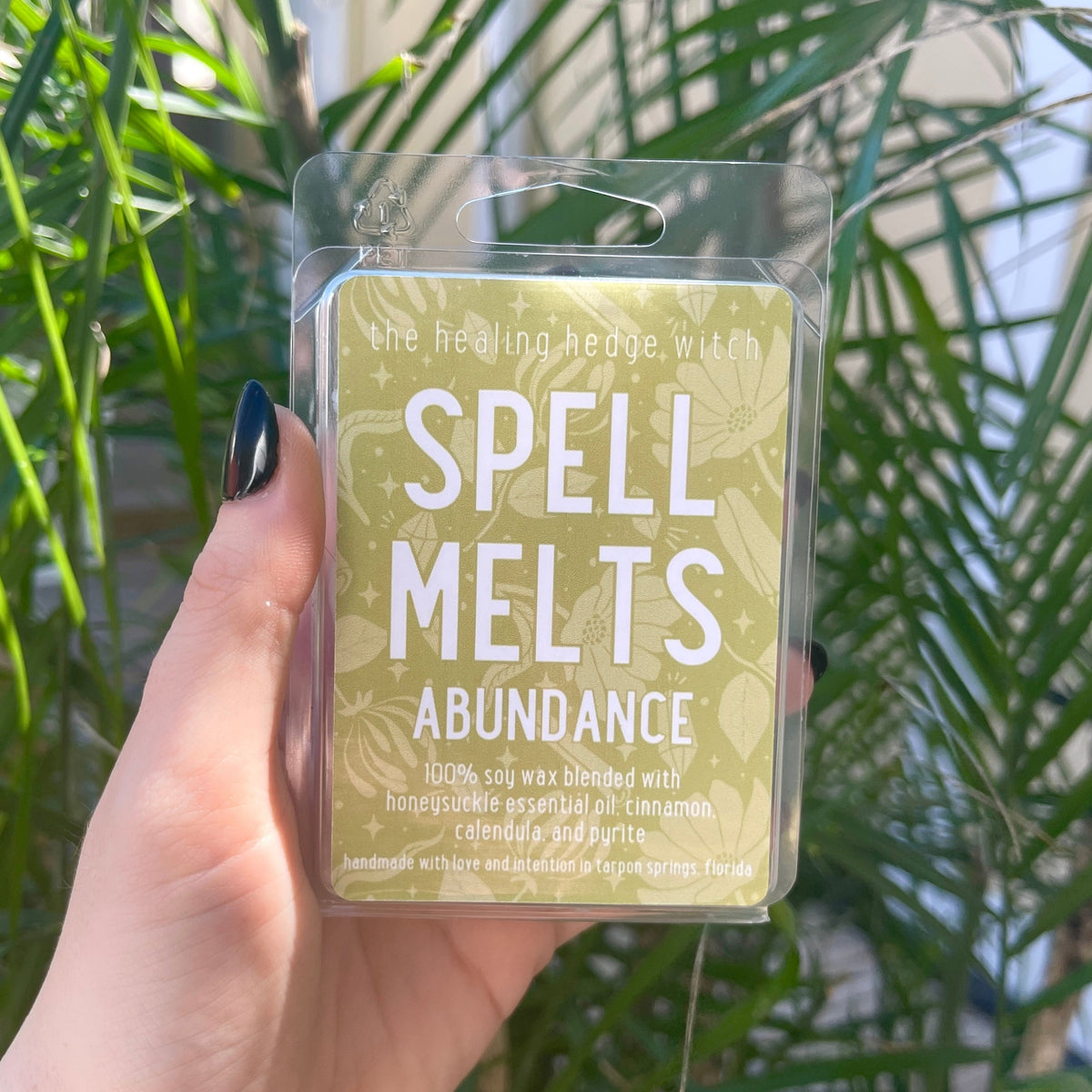 Abundance Spell wax Melts Bring abundance forward in your life with these hand-poured, small-batch wax melts. Set your intention, state your manifestations, set your melts in a warmer, and watch it all come to fruition. Scented with honeysuckle essential oil &amp; topped with calendula flowers, cinnamon, and pyrite.