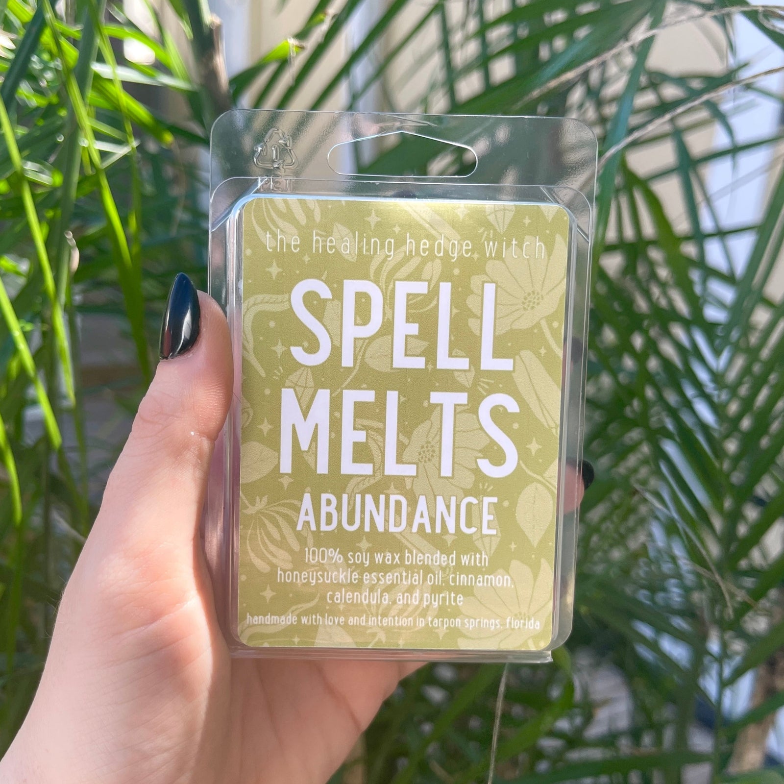 Abundance Spell wax Melts Bring abundance forward in your life with these hand-poured, small-batch wax melts. Set your intention, state your manifestations, set your melts in a warmer, and watch it all come to fruition. Scented with honeysuckle essential oil & topped with calendula flowers, cinnamon, and pyrite.