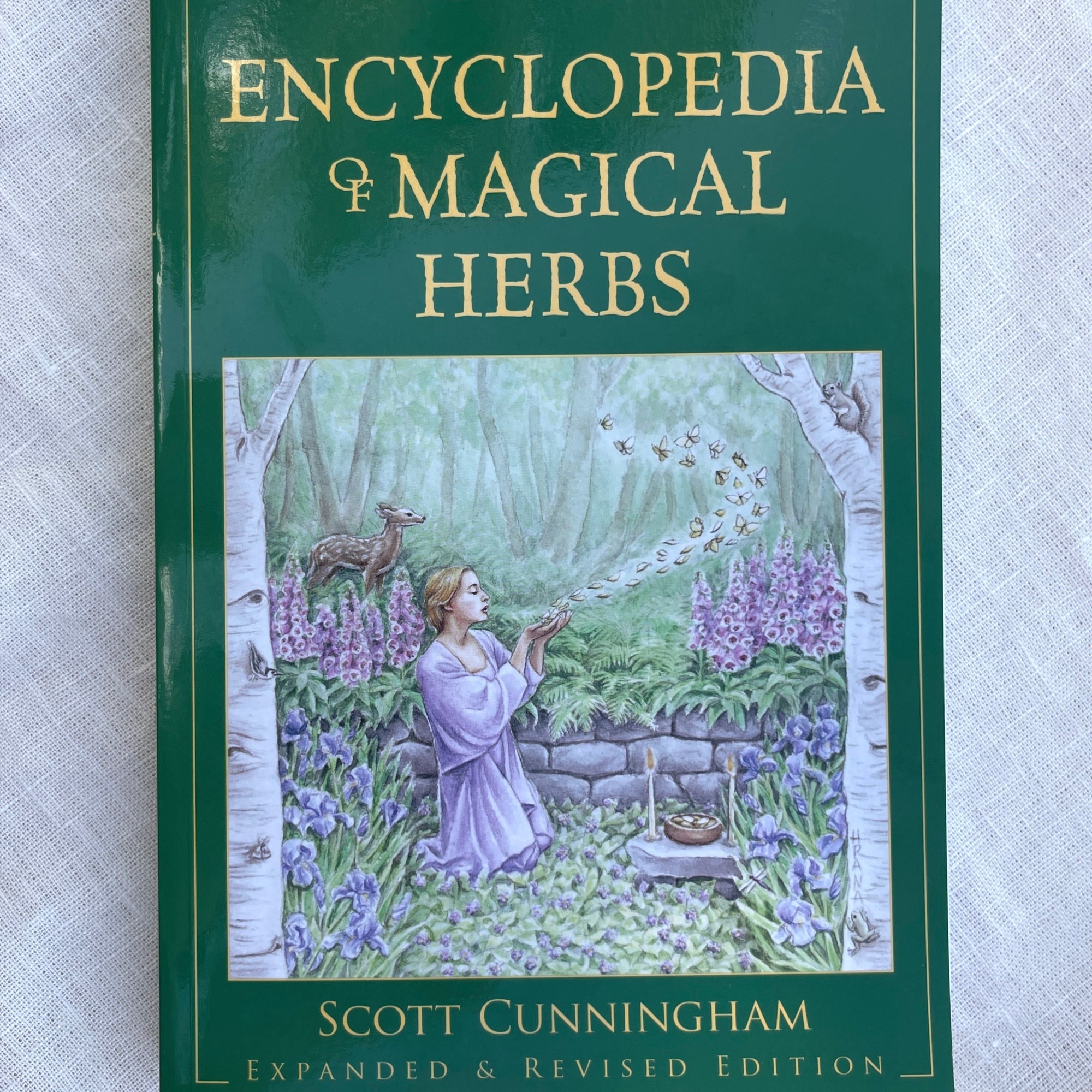 Cunningham's Encyclopedia of Magical Herbs