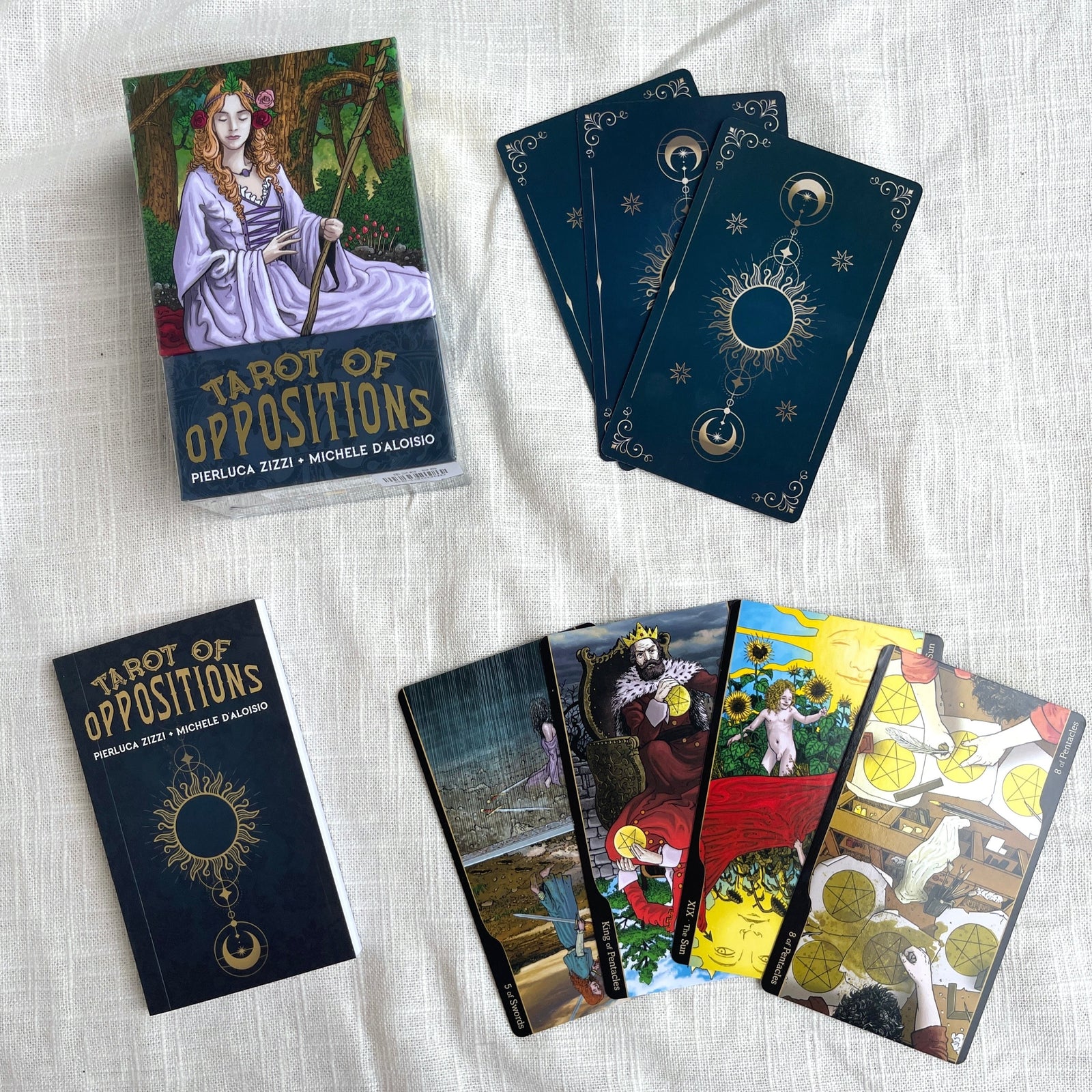 Tarot of Oppositions Deck